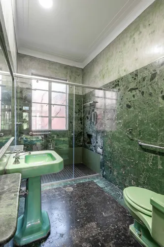 Casa En Arriendo/venta En La Macarena. Cod A8366