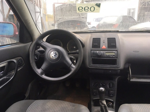 Sucata Polo Sedan Clas. 1.8 Mi 00/01 Para Retirada De Peças