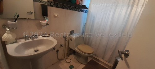 Apartamento Tipo Pent House En Venta. Urb. Santa Inés.