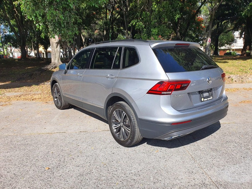 Imagen 5 de 15 de Volkswagen Tiguan Comfortline Dgs