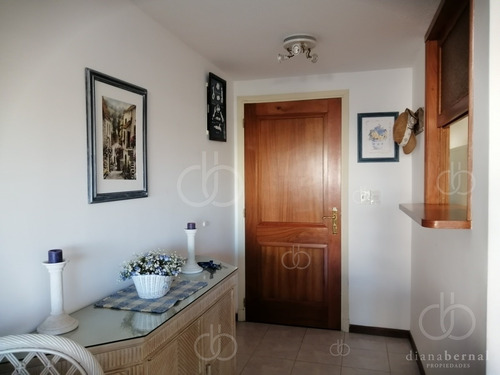 Imagen 8 de 24 de Punta Del Este, Mansa, Apartamento De 1 Dormitorio Con Terraza Y Vista.- Ref: 54539