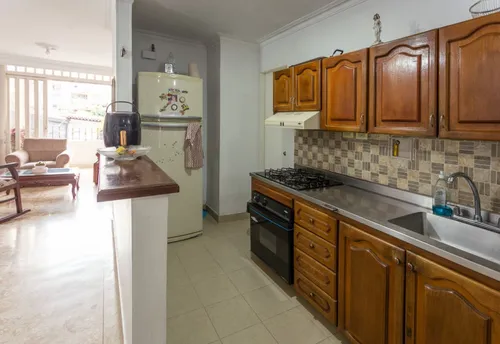 Apartamento En Venta En Laureles. Cod V13185