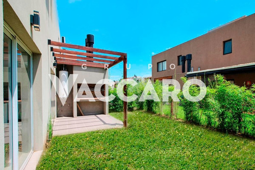Imagen 6 de 29 de Duplex En Venta En Country Moreno