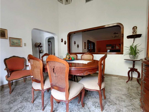Casa En Venta En La Urb. Las Chimeneas Pe-8370419