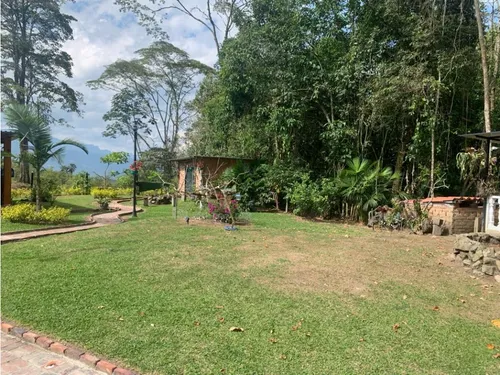 Casa Campestre En La Gran Via Cundinamarca