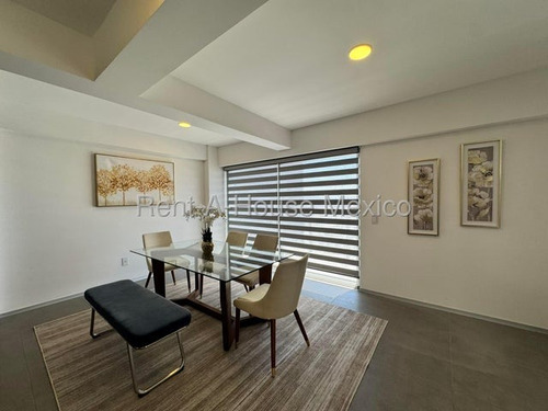 Penthouse Amueblado, Roof, 3 Recámaras, Cuarto De Servicio - El Refugio. Renta