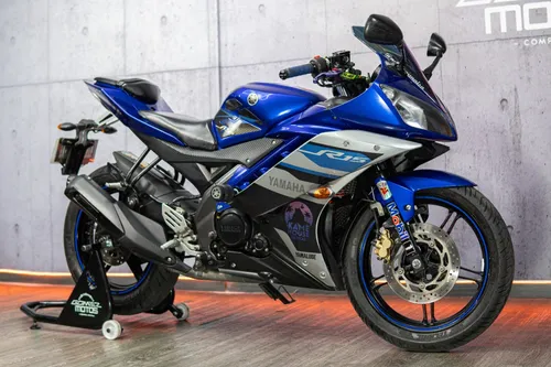 Yamaha R15 2018