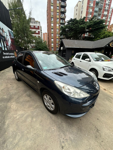 Peugeot 207 1.4 Active 75cv