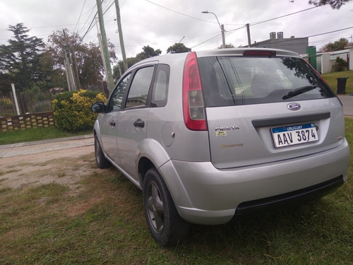 Ford Fiesta 1.6 Max One Ambiente Plus 98cv 2012