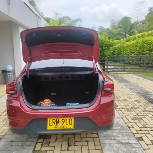 Chevrolet Onix 1.0T Premier Sedan At