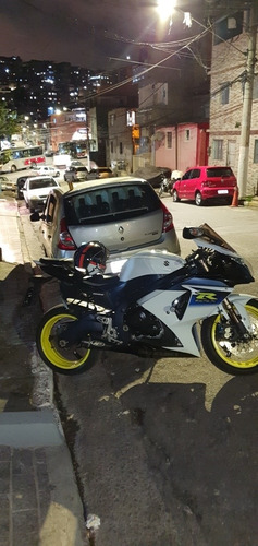 Suzuki Sred 1000
