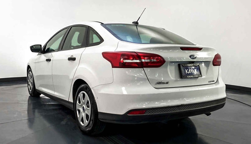 Imagen 5 de 15 de 31965 - Ford Focus 2016 Con Garantía At