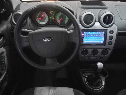 Imagem 9 de 15 de Ford Fiesta 1.6 8v Flex 2009