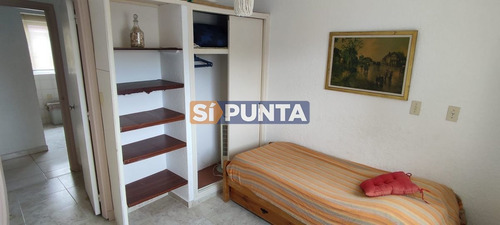 Imagen 15 de 19 de Apartamento Frente A Plaza México De 3 Dormitorios En Venta - Venta Anual