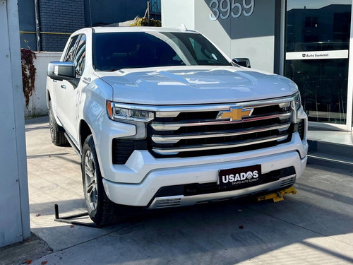 Chevrolet Silverado HIGH COUNTRY