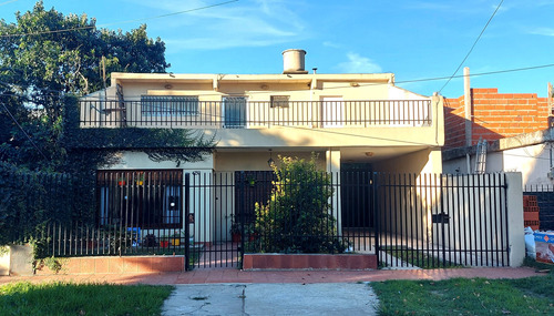 Venta Casa 5 Amb Con Jardin De 200m2 Quilmes Oeste