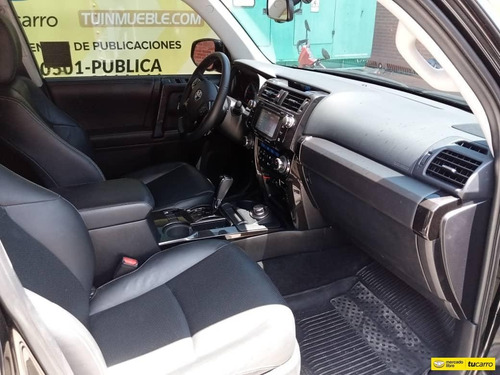 Toyota 4runner Limited 4x4