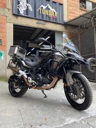 Benelli Trk 502x Con Modificaciones Soat Y Tecnomecanica