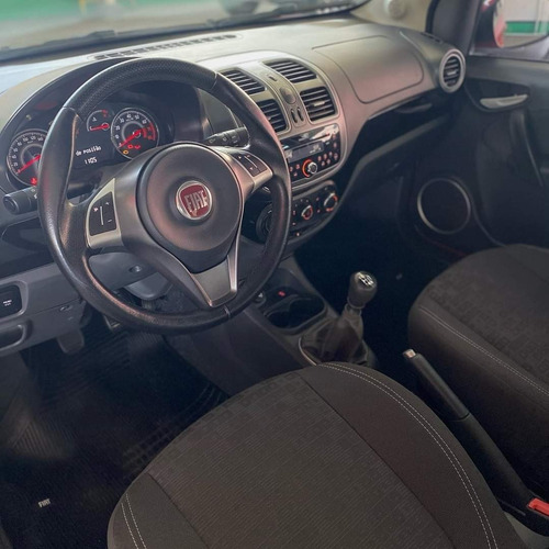 Fiat Palio Attractive 1.0 Flex 2017