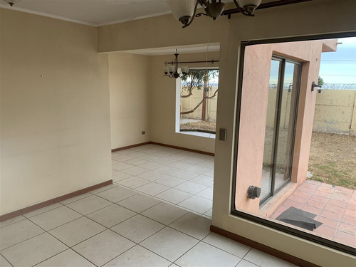 Casa En Arriendo De 4 Dorm. En La Serena
