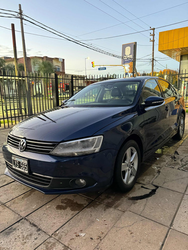 Volkswagen Vento 2.5 Luxury 170cv