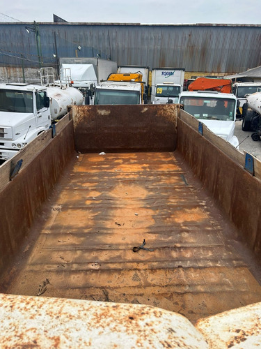 Vw 26280 6x4 2012/12 Caçamba De 12mts Cubicos