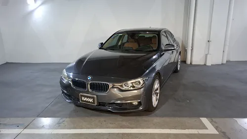 BMW Serie 3 2.0 330E A LUXURY LINE AUTO