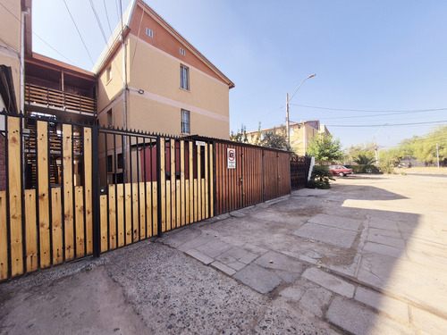 Amplio Dpto. Primer Piso 3d/1b/1e Con Patio Cerrado Y Estaci