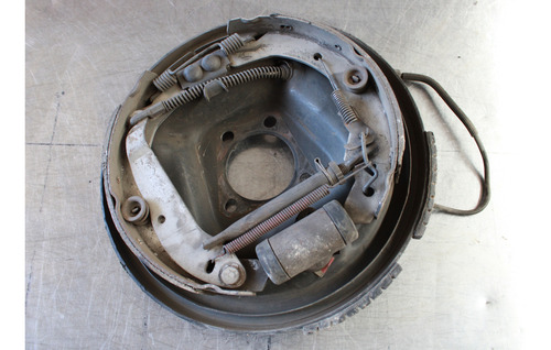 Plato Porta Balatas Astra Trasero Izq 2002 93393195 S3045 (Usado)