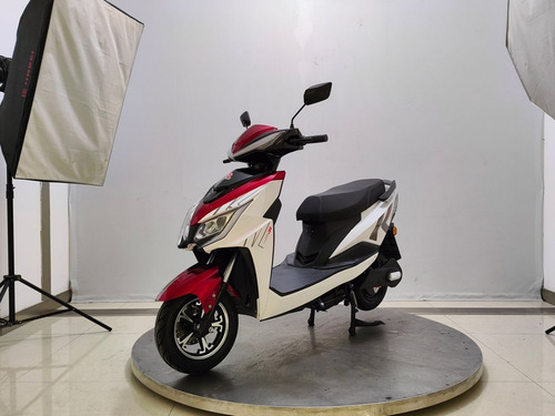 Scooter Moto Tipo Vespa Eléctrica Zl3