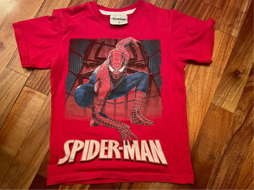 Remera Spiderman. Talle 6. Impecable!