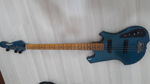 Contrabaixo Marca Magnus = Usado - Só Retirando Em Mãos