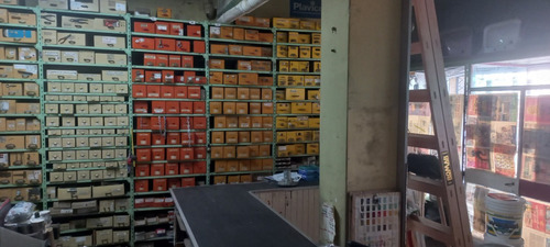 Imagen 9 de 13 de Se Escuchan Ofertas!! Nuevo Valor!! Venta De Fondo De Comercio Y Alquiler De Local Comercial De 200 M2 Totalmente Armado, Instalado Y Equipado Para Ferretería