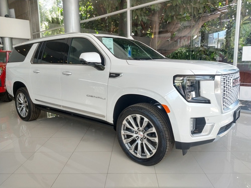Imagen 3 de 15 de Gmc Yukon 2021 6.2 Denali 8 Vel Awd At