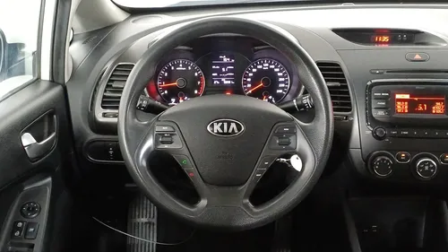 Kia Forte 2.0 L Mt