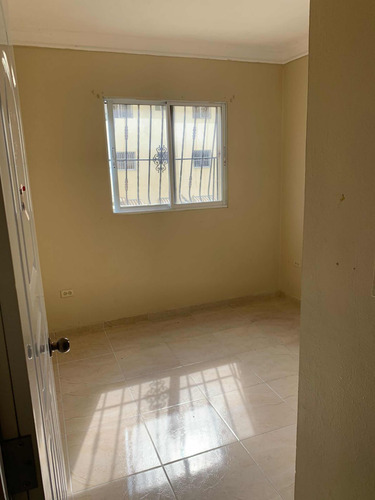 Imagen 2 de 12 de Alquilo Apartmentos En Segundo Nivel En La Carretera Mella