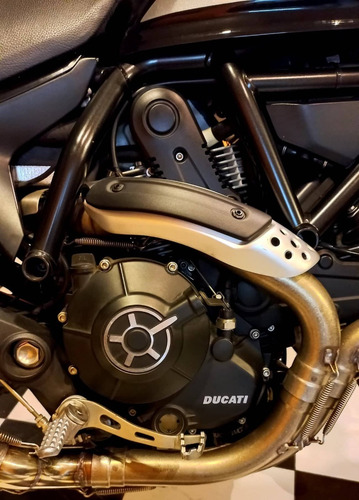 Imagen 9 de 16 de Ducati Scrambler Sixty2 400