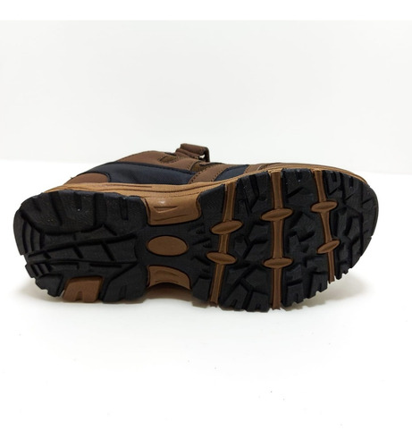 Imagen 5 de 5 de Zapatillas Trekking Chicos Botanguita Milwaukee