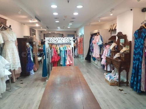 Imagen 18 de 19 de Venta De Impecable Local Comercial En Chuao / Gm 22-19338