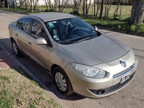 Imagen 1 de 6 de Renault Fluence 1.6 Confort 110cv 2011