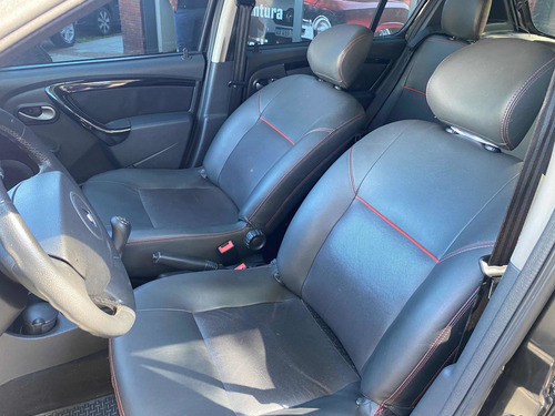 Renault Sandero Stepway 1.6 Luxe 2010