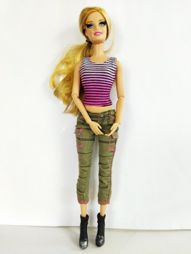 Barbie Styles Rubia Pantalón Botas Coleta Articulada 2009