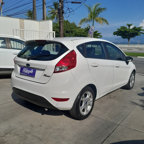 Ford Fiesta 1.6 16v Se Flex Powershift 5p