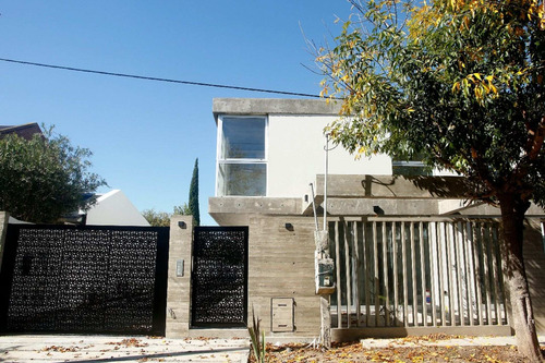 Casa Tipo Duplex 2 Dormitorios A Estrenar