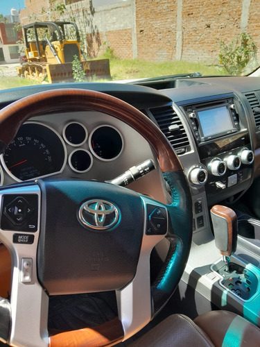 Toyota Sequoia 5.7 Platinum At