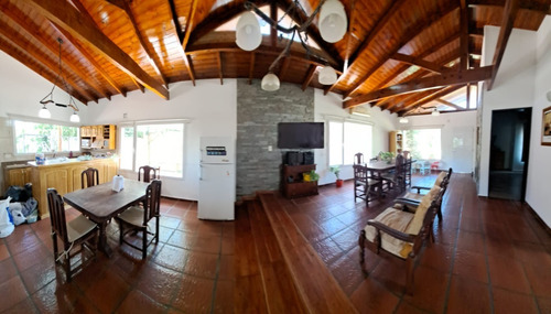Imagen 5 de 23 de Casa Privada Familiar Con Pileta El Disfrute En Las Sierras De Tandil. Alquiler Temporario Enero Y Febrero