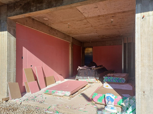 Se Arrienda Local Comercial De 189 Mtr2