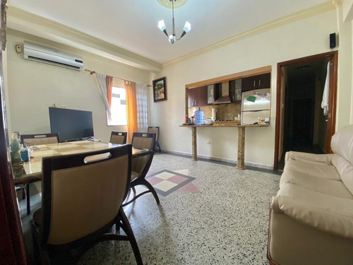 Imagen 7 de 11 de Se Vende Edificio Comercial (local Comercial) 1280 M² -12pe En Chacao