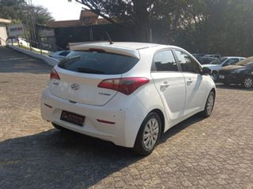 Imagem 5 de 6 de Hyundai Hb20 1.6 Confort Style 2014/2015