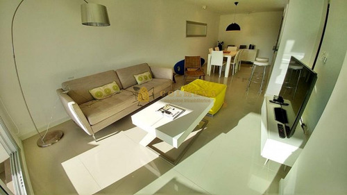 Apartamento En Venta Playa Brava 2 Dormitorios- Ref: 3819